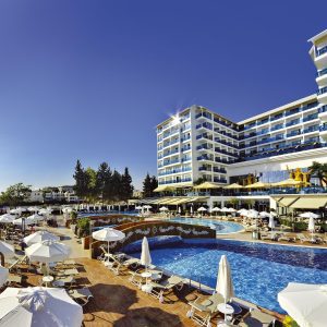 Azura Deluxe Avsallar