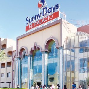 SUNNY DAYS EL PALACIO