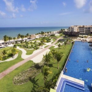 HIDEAWAY AT ROYALTON RIVIERA CANCUN