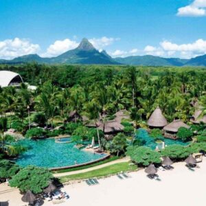 La Pirogue, A Sun Resort